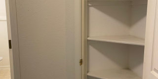 2950 Neil Dr Apt 8 Gallery 27