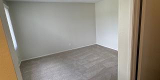 COMING SOON! 3 Bed + 1.5 Bath Townhouse Gallery 36