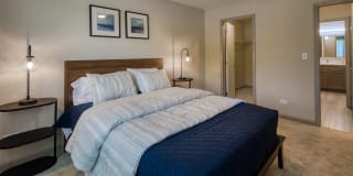 The Views of Naperville Gallery 7