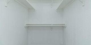 Montabella at Oak Forest Apartments Gallery 29