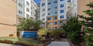 Destinations Lynnwood 61+ Active Adult Apartment Homes Gallery 37