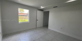 705 E 20th St Gallery 10