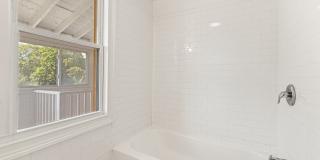 314 Suburban Avenue Gallery 19