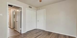 165 Eisenhower Boulevard Gallery 15