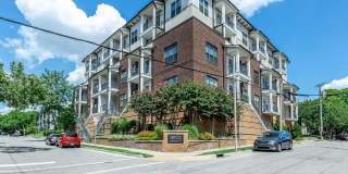 1810 Belcourt Gallery 43