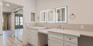 9249 Burton Way Gallery 14