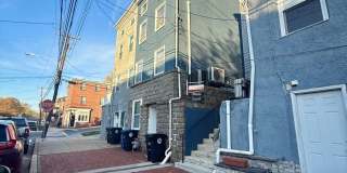 125 MAPLE Street Gallery 1