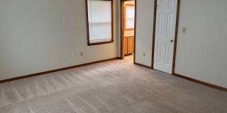 LANDSTOWN MEADOWS_Three Bedroom Ranch Gallery 12