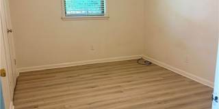 515 N Fallin Avenue Gallery 13