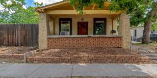 2 Bed 2 Bath Home in Denver! Great Location! Available NOW!! 2 Bed 2 Bath Home in Denver! Great Location! Available NOW!! Gallery 1