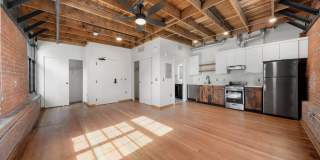 The Market Club at the Mil Gallery 27