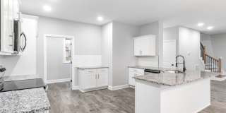 4 Bedroom 3 Bath Pet Friendly Home For Rent Off Rossview Road!! Gallery 12