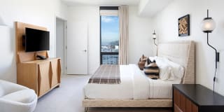 Columbia Square Living Gallery 9