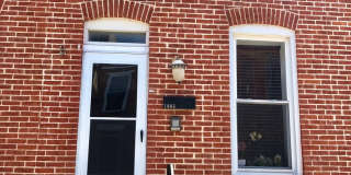 Charming 2 Bedroom/1.5 Bathroom Townhome in Federal Hill w/ Rooftop Deck! Gallery 1