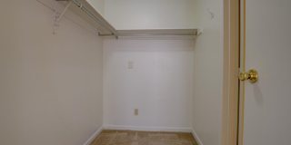 2 Bedroom, 2 Bath Gallery 8