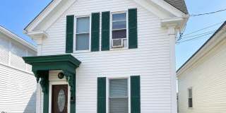 Beautiful 2 Bedroom Home in Lowell Gallery 1