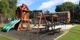 Windsor Court Gallery 16