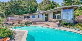 Private Saratoga Mountain Retreat Just Minutes from Downtown Private Saratoga Mountain Retreat Just Minutes from Downtown Gallery 28