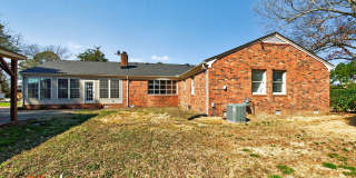 2305 Lakewood Lane Gallery 33