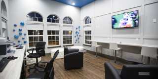 Fox Ridge Apartments Gallery 9