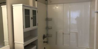 Southern Edge Condo - Close to Campus Gallery 17