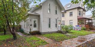 731 Livingston Ave NE Gallery 1