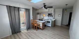 475 W Broadway Gallery 7