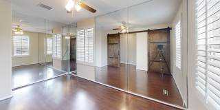 Your Perfect Retreat Awaits in The Vibrant Four Seasons 55+ Community! Gallery 7