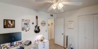 1540 N El Camino Drive Gallery 13