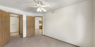 Platinum Valley Apartments Gallery 61