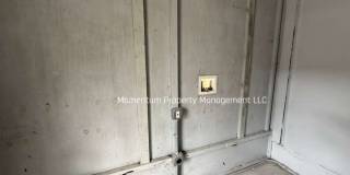 BEAUTIFUL & REMODELED 3/2 AVAILABLE NOW!! Gallery 13