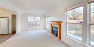 Spacious Family Three Bedroom Townhouse in Damascus! Pets Welcomed & Parking Included! Gallery 11