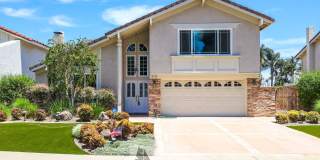 Move-In Ready 4-Bedroom Home with Backyard Pool – Fountain Valley Gallery 1