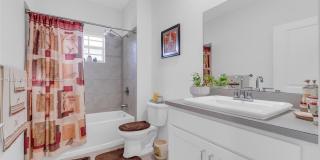 424 NE 4th Ave Gallery 30