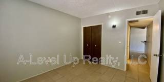 1838 South Rosemont Avenue Gallery 15