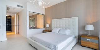 200 Biscayne Boulevard Way Gallery 11