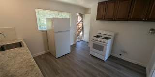 2-Bedroom Walkup Near Highland Hospital 2-Bedroom Walkup Near Highland Hospital Gallery 1
