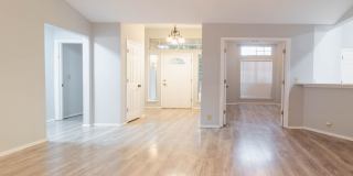 Spacious 3BD/2BTH In Yukon Gallery 8