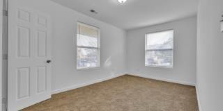 2348 Court R Gallery 36