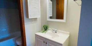 Very nice 2 bedroom, 2.5 bathroom townhome in Westerville schools for rent!! Gallery 24