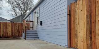 Available soon! 2 bed/2 bath Close to Downtown Lodi Gallery 1