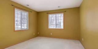 Great location *2Bed*2Bath Townhome- Available June 1 Gallery 8