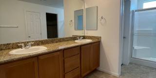 BEAUTIFUL AND SPACIOUS ALMOST BRAND NEW 2 STORY HOME AVAILABLE! Gallery 19
