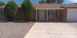 3 Bedroom 2 Bathroom Home located in Northeast Heights!! Gallery 1