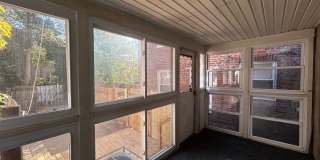 Baltimore - 3 Bedrooms and 1 bath Available! Gallery 9