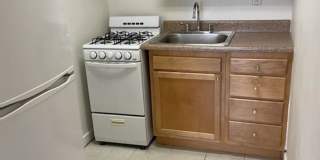 5424 Fifth Avenue Gallery 118