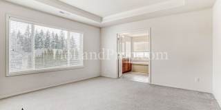 Gorgeous Single-Family Home with Central A/C! Gallery 21