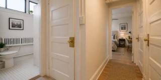 232 Walnut St. Gallery 7