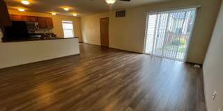 DuPont 2365 SF 3 bedroom plus loft home. Gallery 11