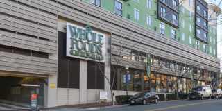 10201 GROSVENOR PL #817 Gallery 19